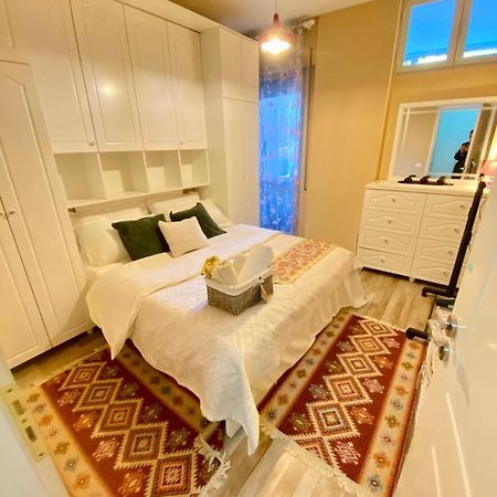 Ultra Apartments 'New Baazar' Тирана Екстериор снимка