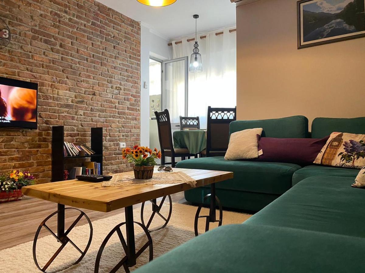 Ultra Apartments 'New Baazar' Тирана Екстериор снимка