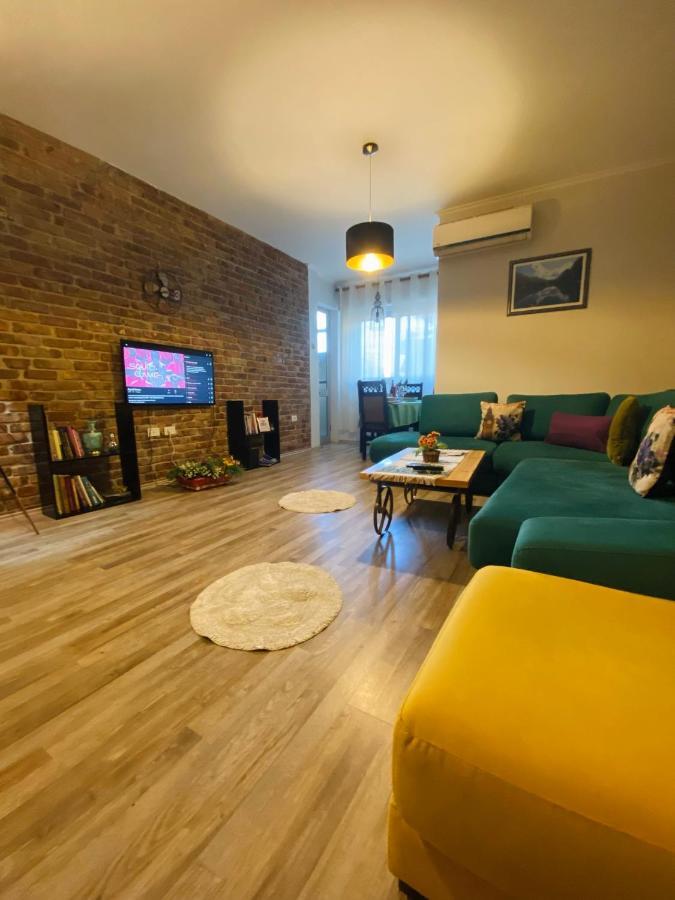 Ultra Apartments 'New Baazar' Тирана Екстериор снимка