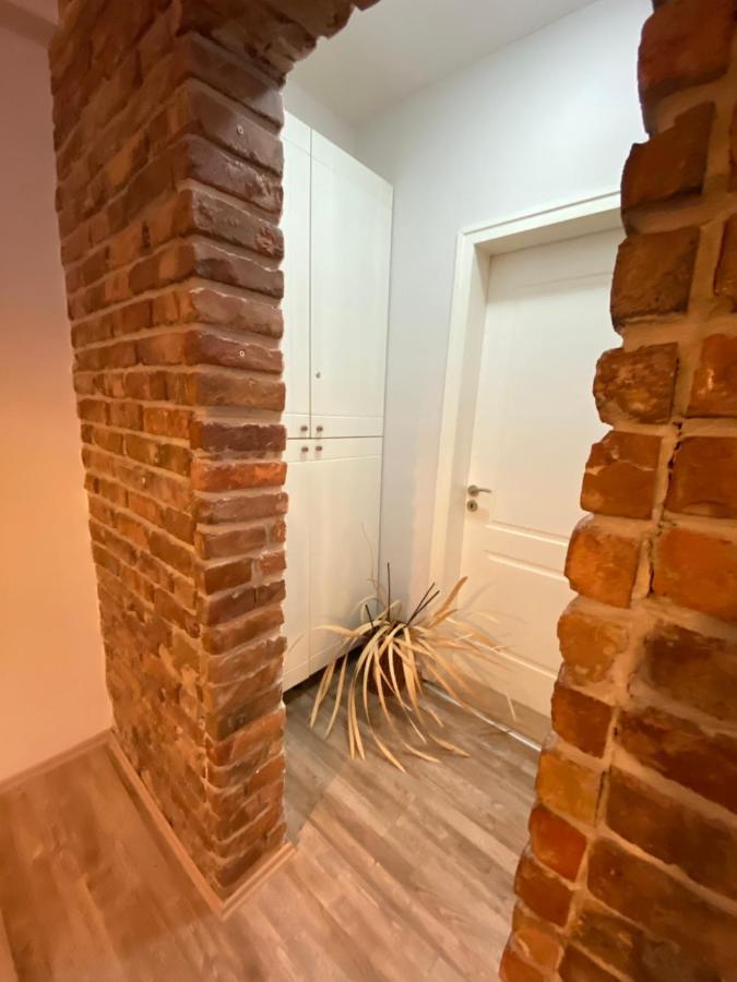 Ultra Apartments 'New Baazar' Тирана Екстериор снимка